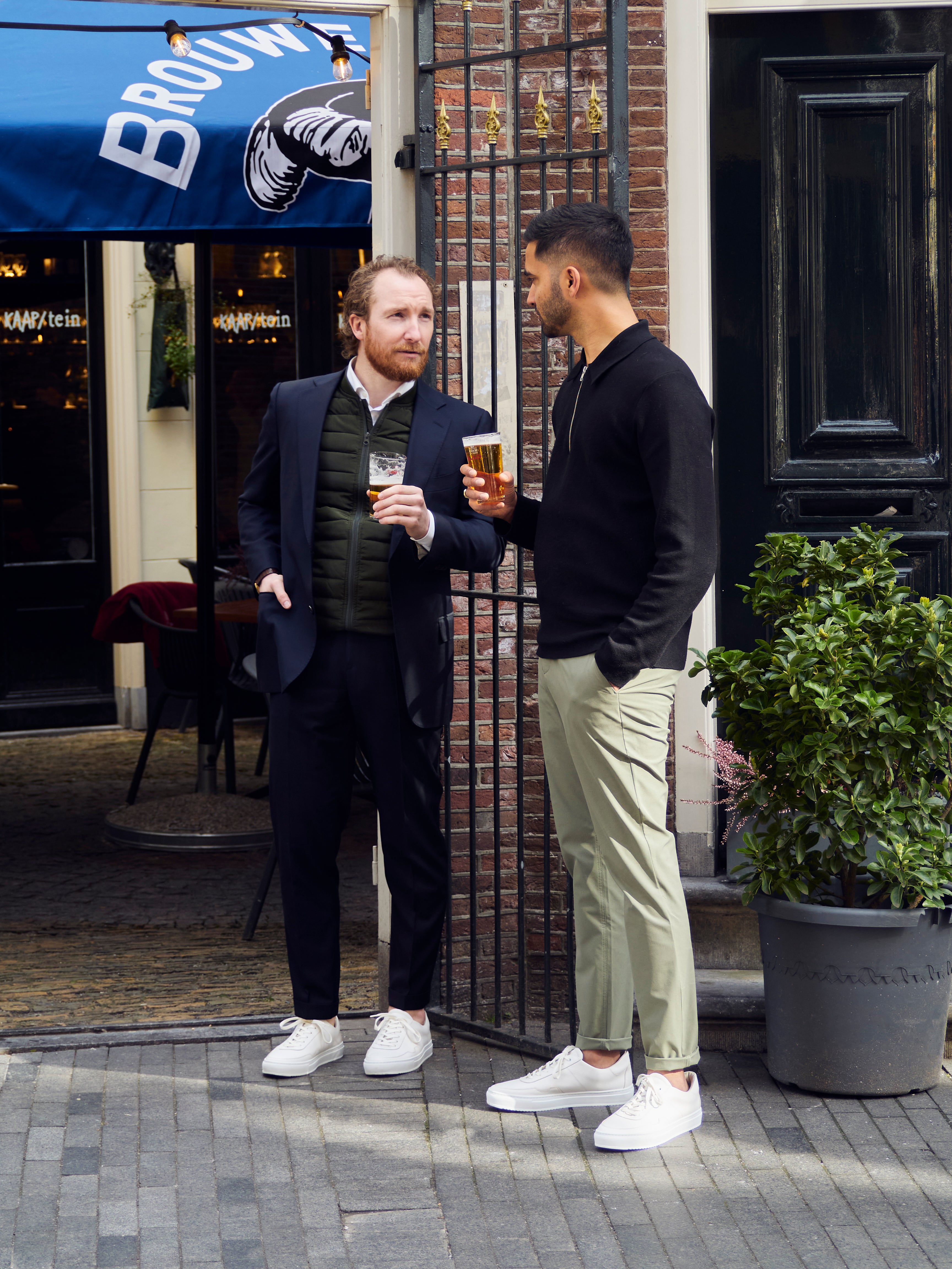 Cleane, modieuze duurzame sneakers, voor mannen en vrouwen. Lokale productie in Nederland met duurzame materialen en productie methoden. Maatschappelijke en sociale impact