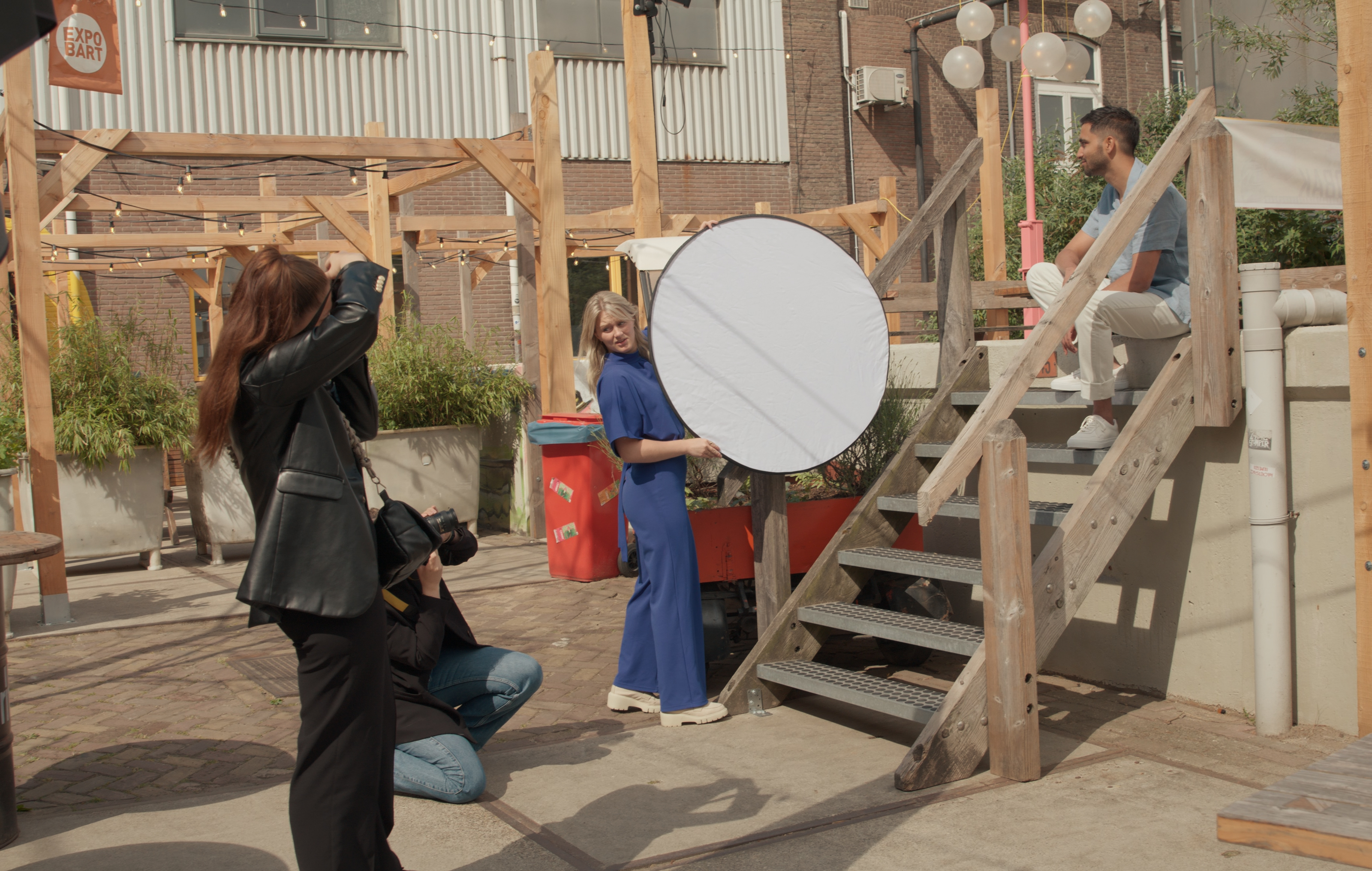 Cleane, modieuze sneakers, voor mannen en vrouwen. Lokaal geproduceerd met duurzame materialen en productie methoden. Maatschappelijke en sociale impact